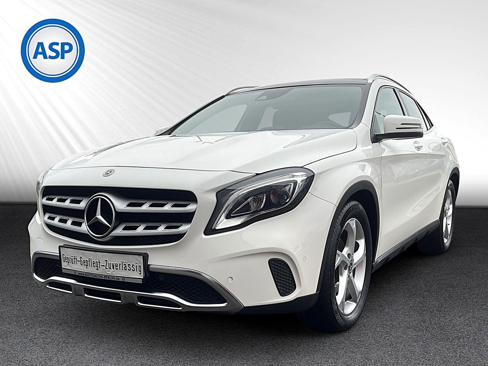 Mercedes-Benz GLA 180 7G-DCT Urban LED NAVI PANO SHZ PDC