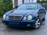 Mercedes-Benz CLK 200 ELEGANCE - Mercedes-Benz CLK 200 in Bochum