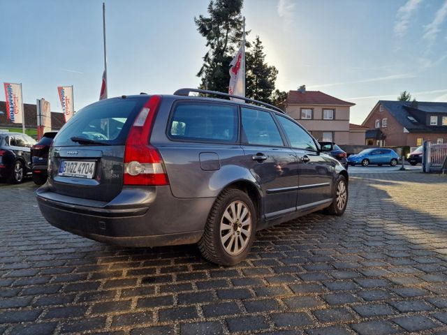 Volvo V50 Kombi 2.4 Momentum