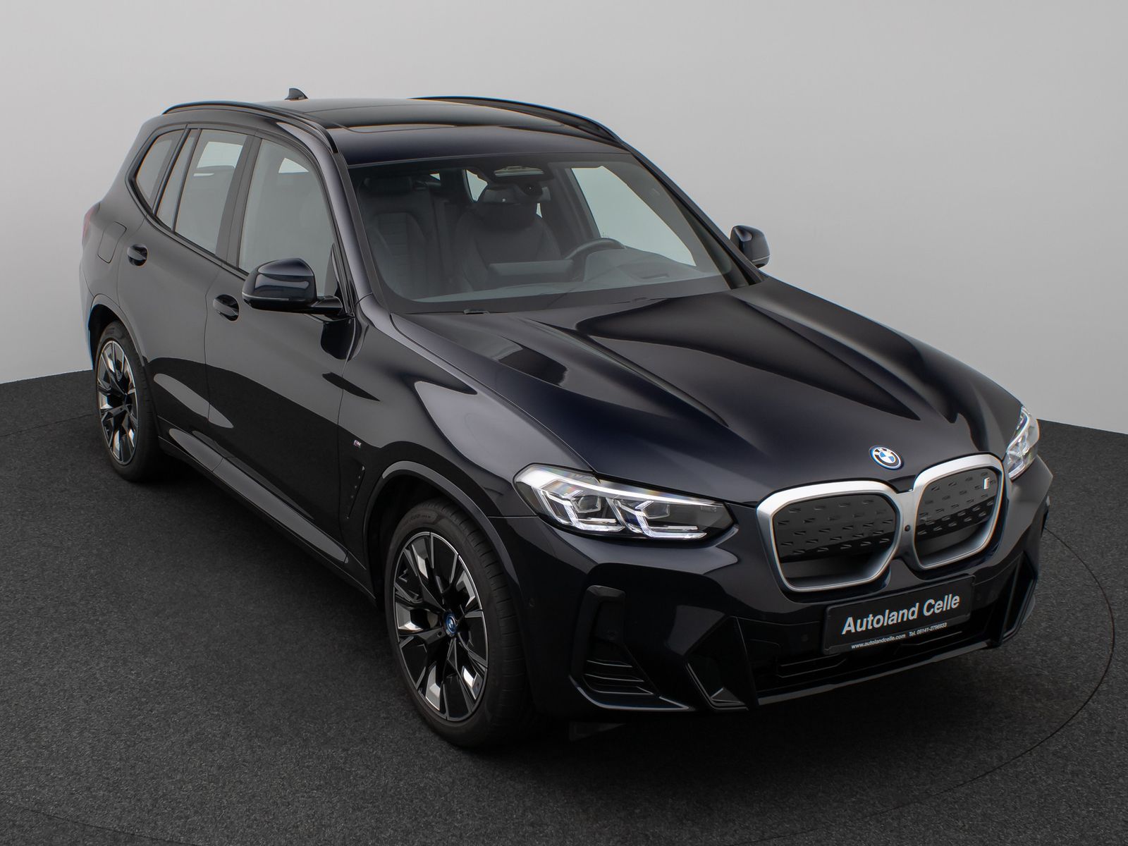 Fahrzeugabbildung BMW iX3 Impressive M Sport Panorama 360°HUD DAB H/K