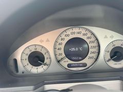 Fahrzeugabbildung Mercedes-Benz E 220 E 220 CDI Avantgarde Rentnerfahrzeug