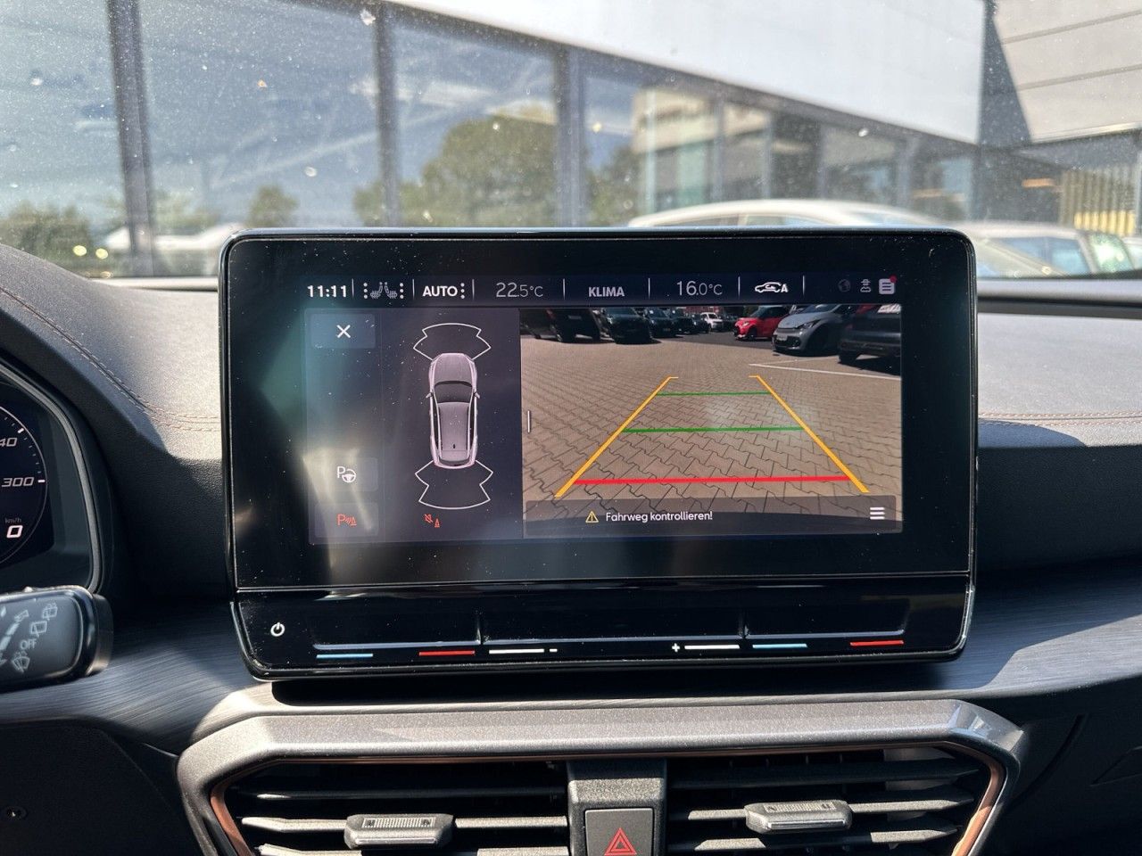 Fahrzeugabbildung CUPRA Formentor 1.5TSI 150 PS DSG*LED*19Zoll* - mit KI generiert/bearbeitet