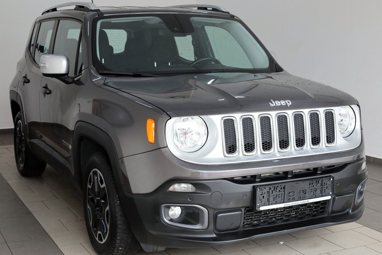 Fahrzeugabbildung Jeep Renegade Limited FWD Navi,SH,PDC