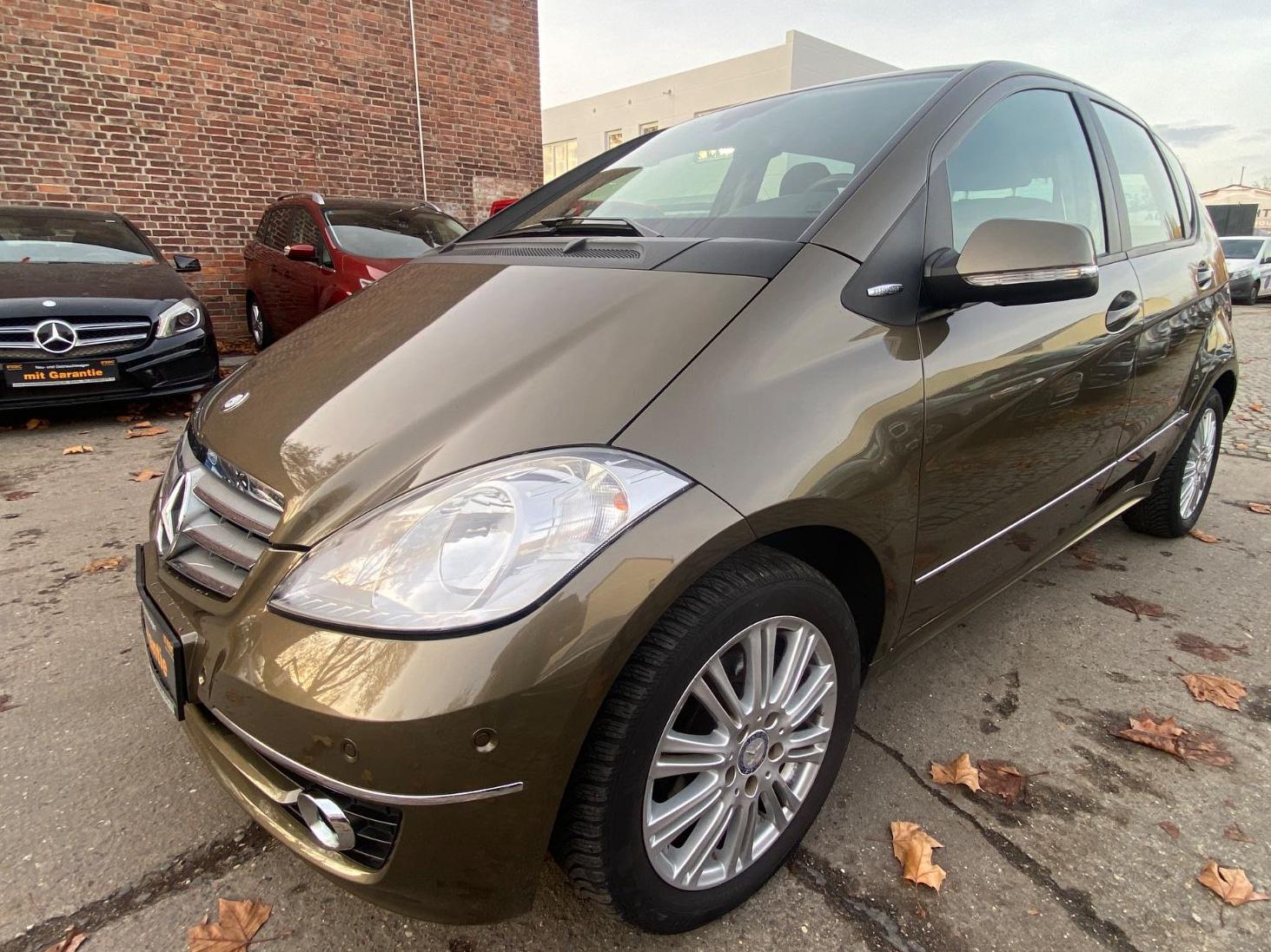 Mercedes-Benz A 200 Automatik+Klima+PDC+Allwetter+Sitzheizung