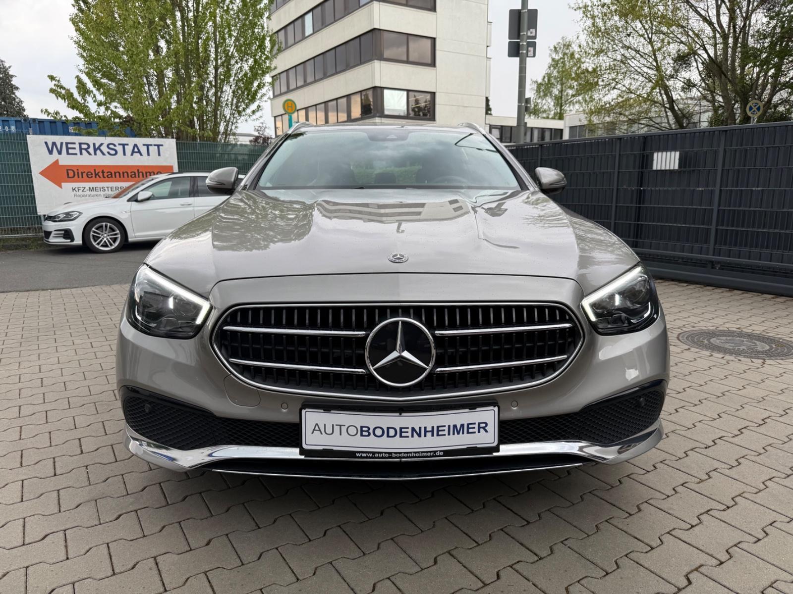 Mercedes-Benz E 300 de T-Modell Avantgarde 4Matic