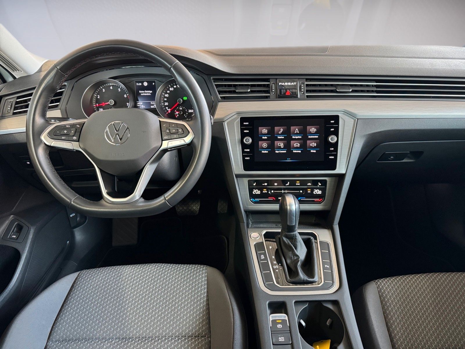 Fahrzeugabbildung Volkswagen Passat Variant 1.5 TSI