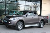 Mitsubishi L200 Plus Club Cab 4WD - Mitsubishi L200: Club