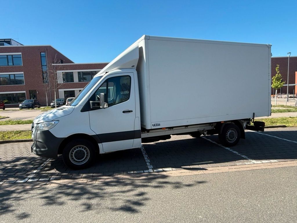 Image of Mercedes-Benz Sprinter