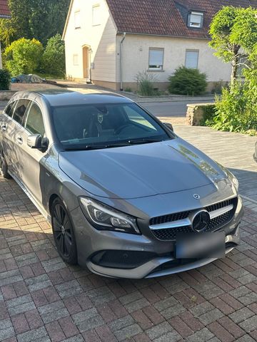 MERCEDES-BENZ Mercedes Benz CLA 200 d AMG line 