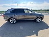 Bentley Bentayga 6.0 W12 Mulliner 4WD Autom. Mulliner - Bentley Bentayga: Mulliner