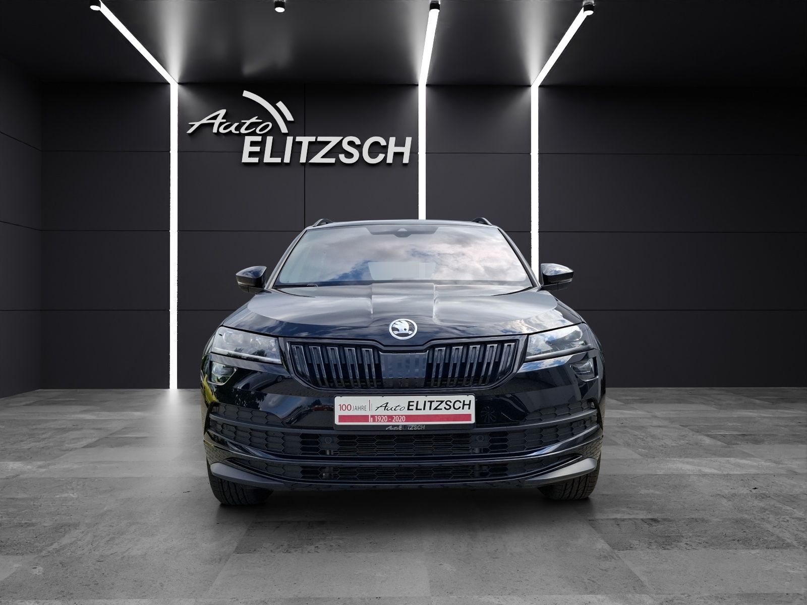 Fahrzeugabbildung SKODA Karoq TSI Sportline DSG 4x4 LED AHK Navi PANO AC