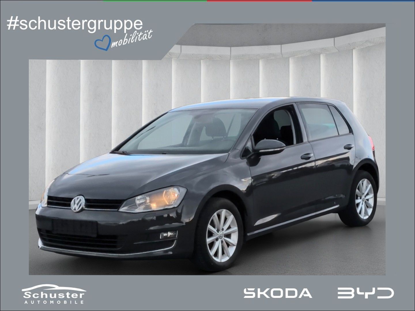 Volkswagen Golf - 1