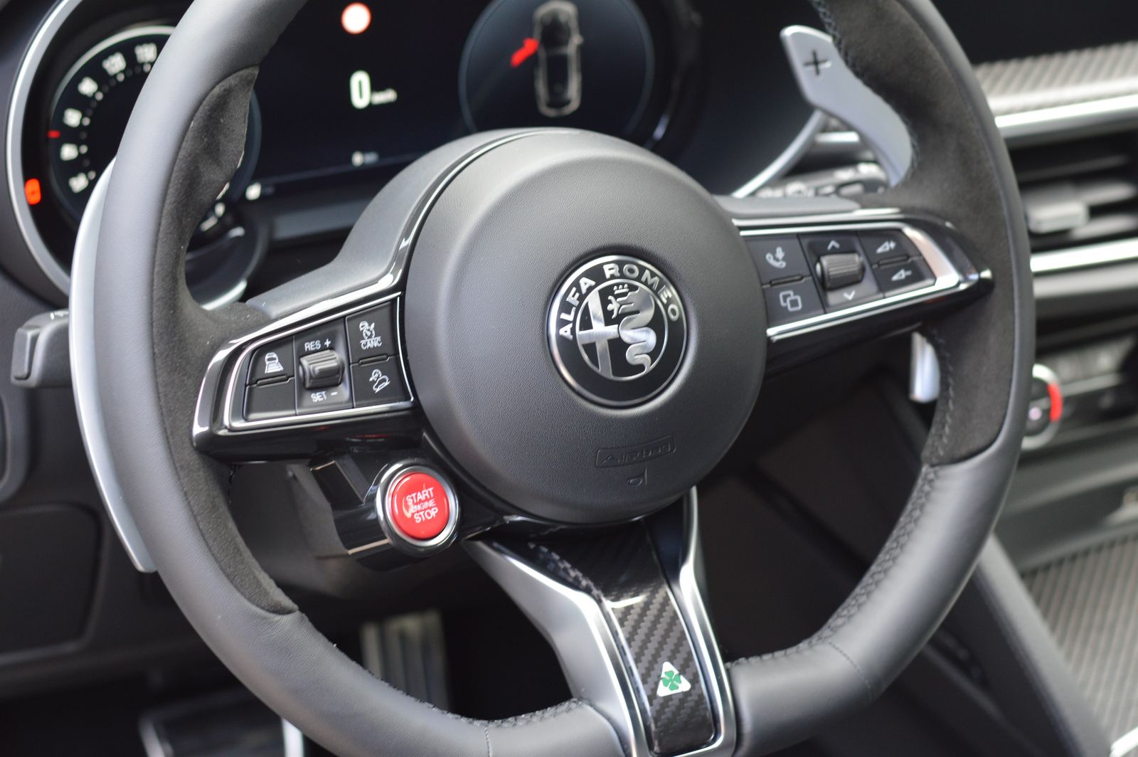 Alfa Romeo Stelvio - Bild 12