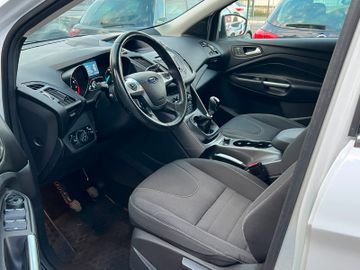 Ford Kuga - 8