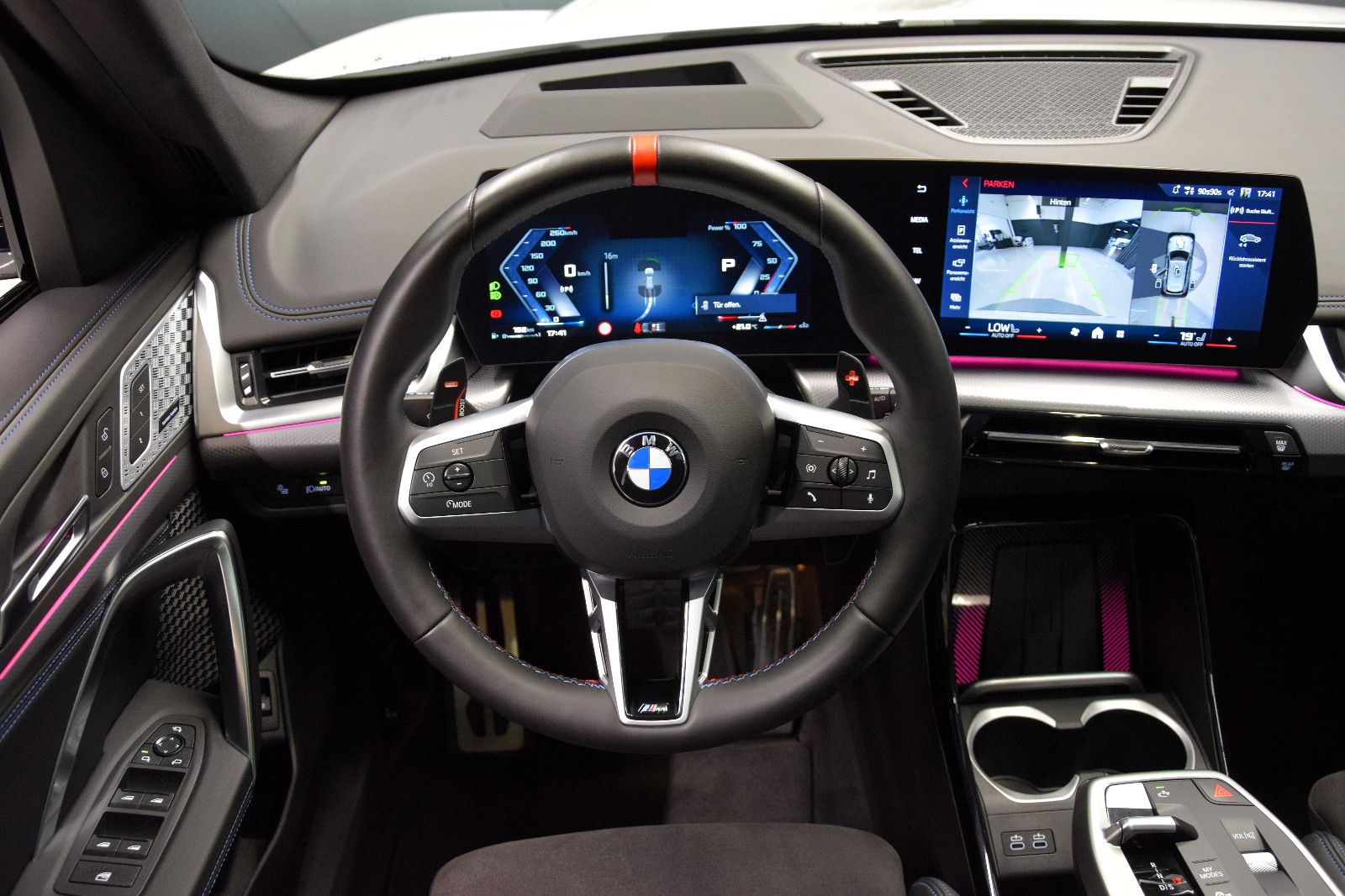 Fahrzeugabbildung BMW X1 M35i xDrive M-Sport-Pro Pano Memory 20" HuD