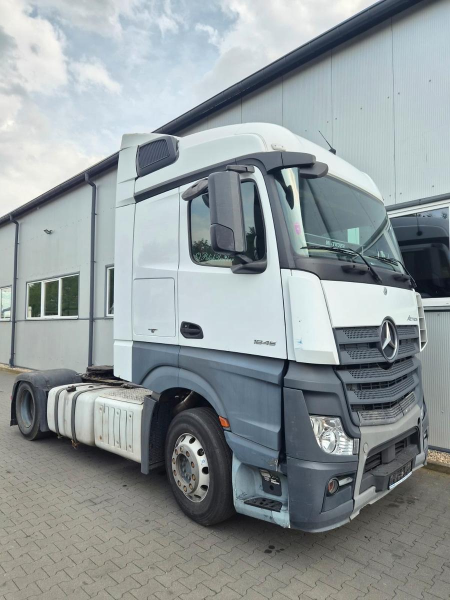 Mercedes-Benz Actros MP4 1845