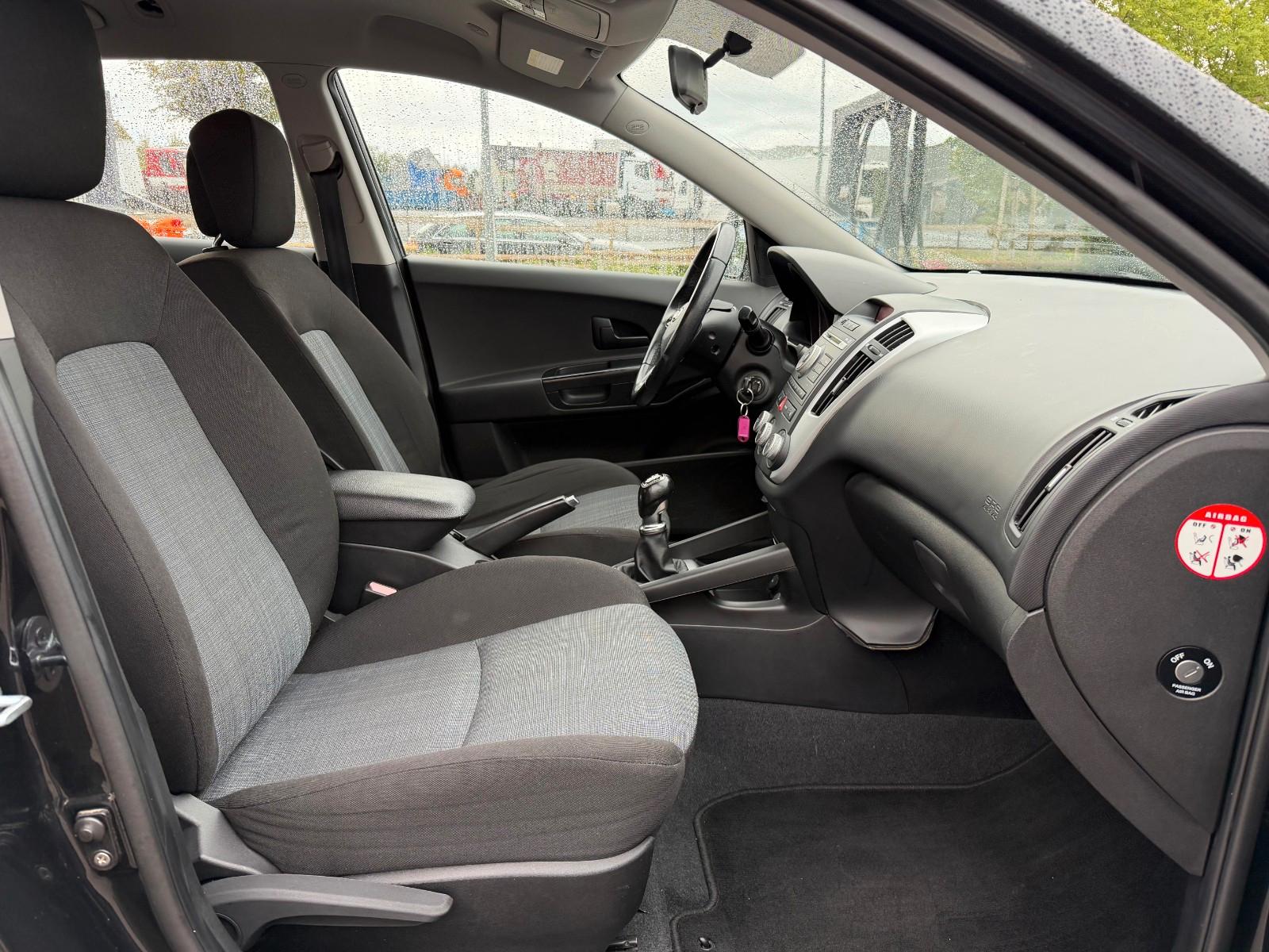 Kia cee'd Sportswagon 1.4/Tüv Neu/Öl Neu/Sitzheizung