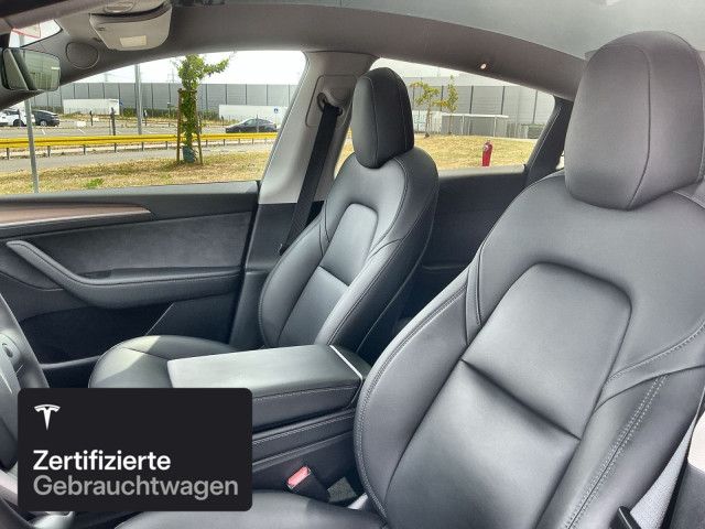 Tesla Model Y Long Range AWD foto 10