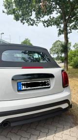 MINI Cooper Cabrio / Sonderfolierung Greige  - MINI mit Benzin-Antrieb: Beige