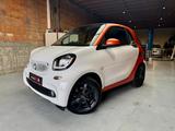 Smart Fortwo Basis 0.9 Turbo+PDC+KLIMA+COOL&AUDIO+SHZ - Smart Gebrauchtwagen in Frankfurt