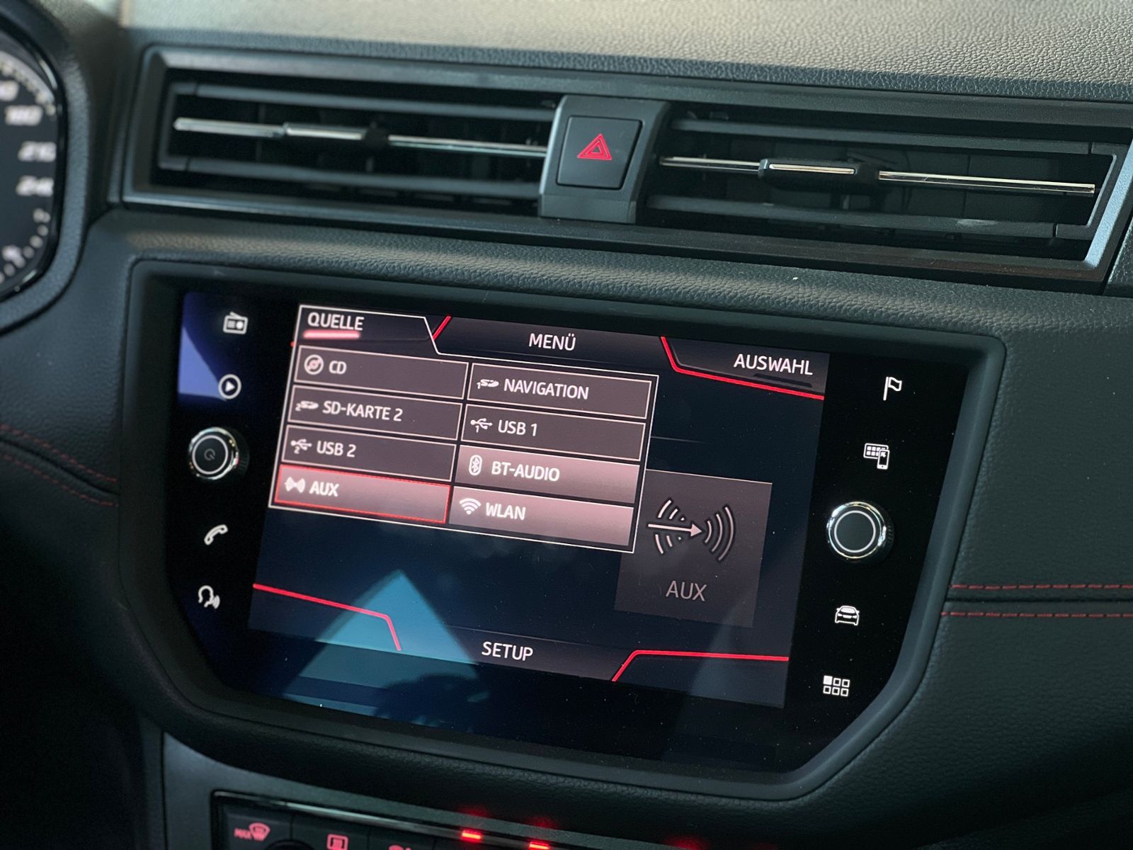 Fahrzeugabbildung SEAT IBIZA 1.0 TSI FR KLIMA LED NAVI ALU