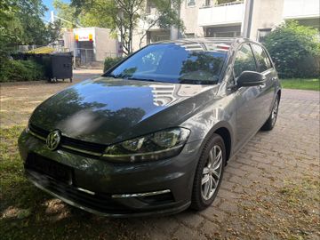 Volkswagen Golf - 9
