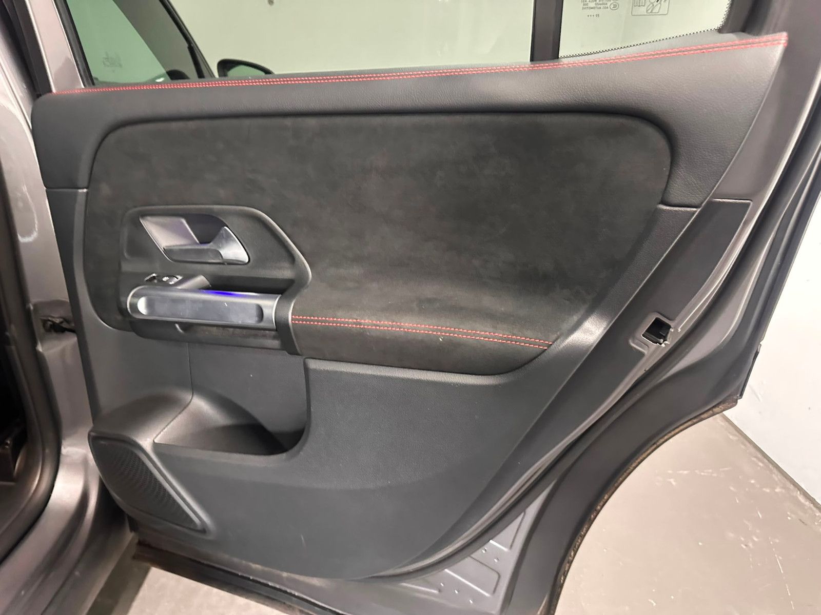 Fahrzeugabbildung Mercedes-Benz GLB 180 d *AMG-LINE*NIGHT*DISTRO*AHK*KAMERA*LED*