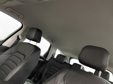 Volkswagen Touareg - 9