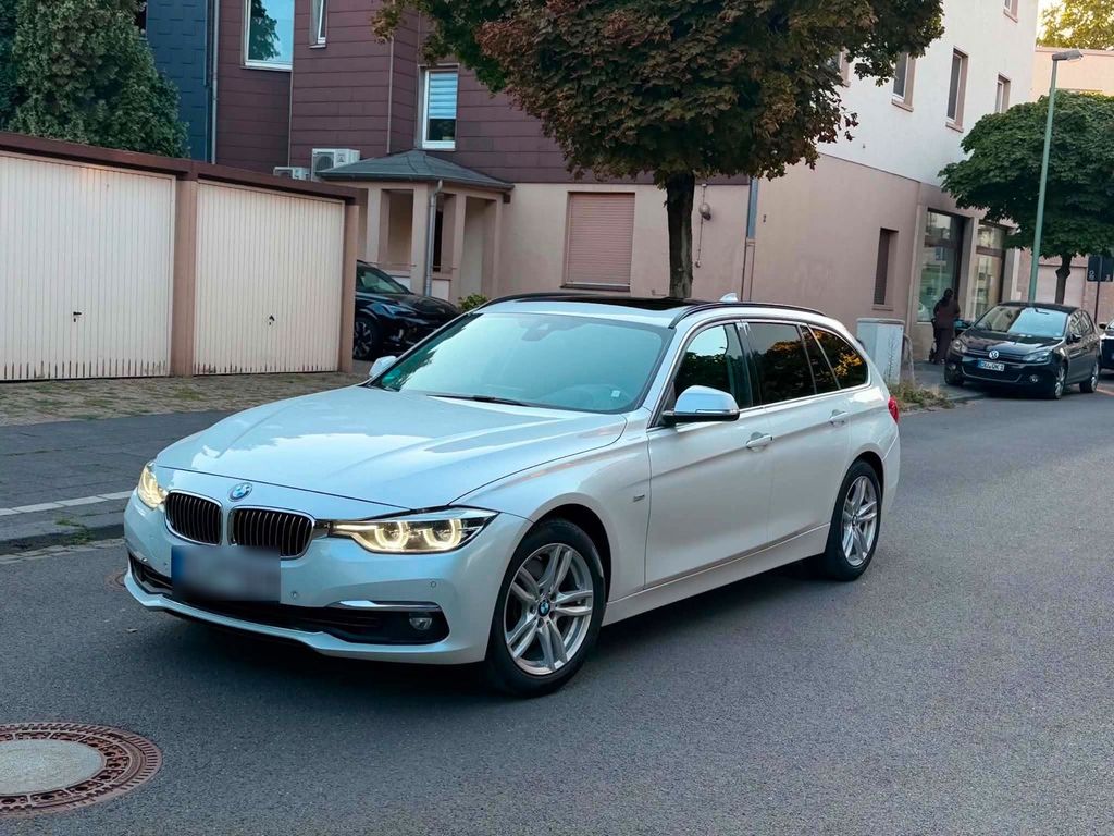 Image of BMW 330