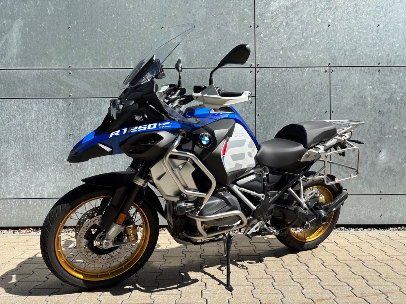 Fahrzeugabbildung BMW R 1250 GS Adventure HP 3 Pakete Tieferlegung BMW