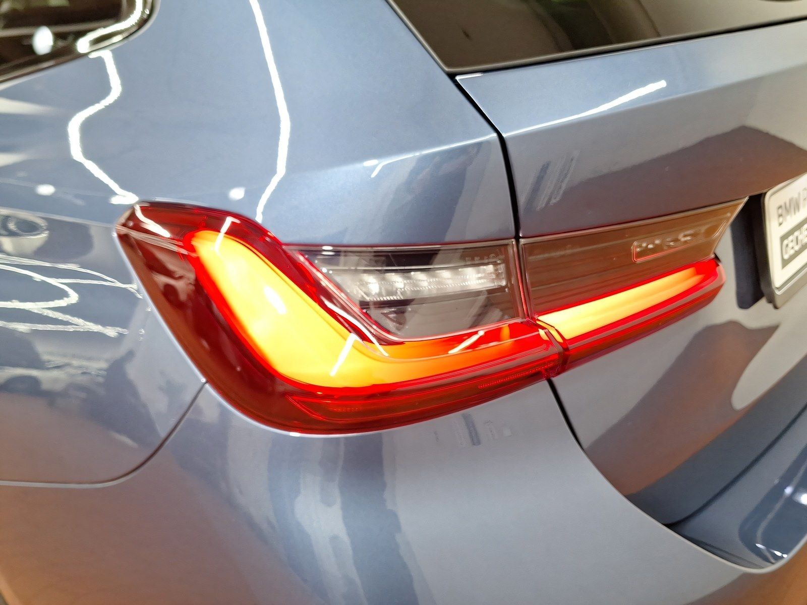 BMW 330 - Bild 10