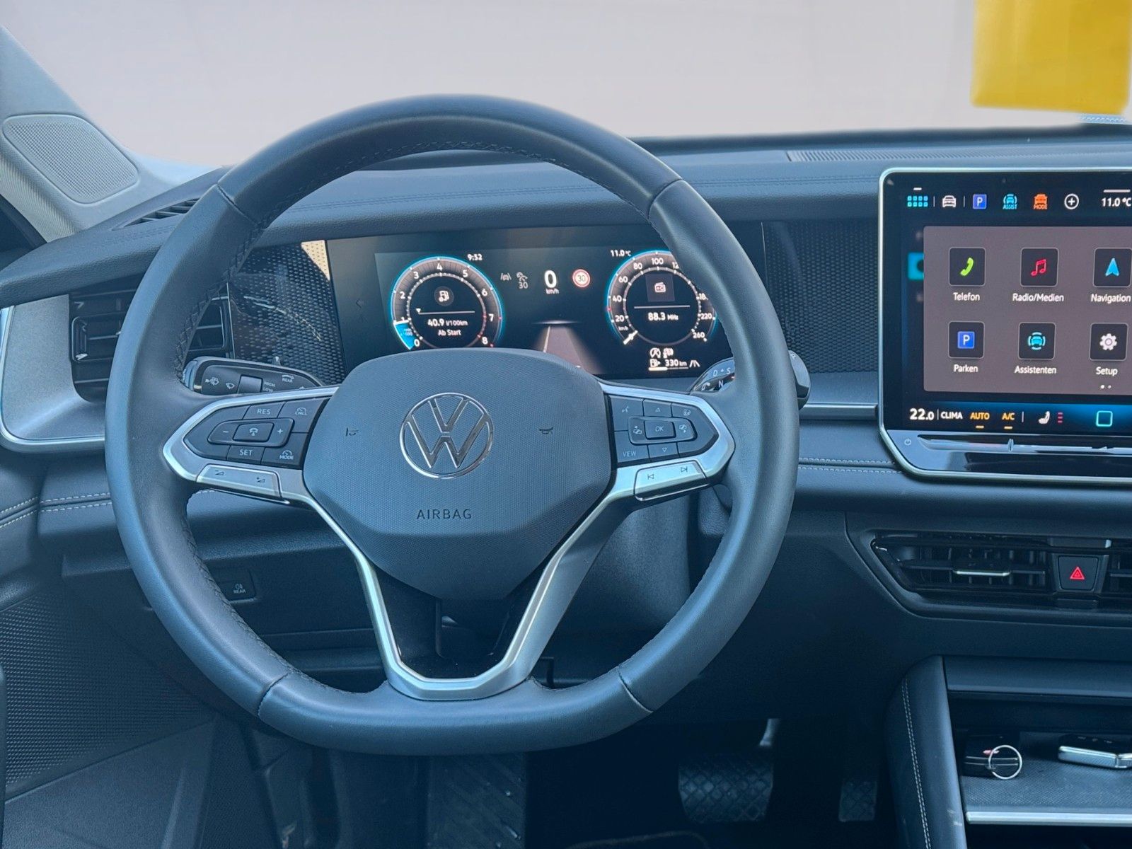 Fahrzeugabbildung Volkswagen Tayron Life 1.5 TSI