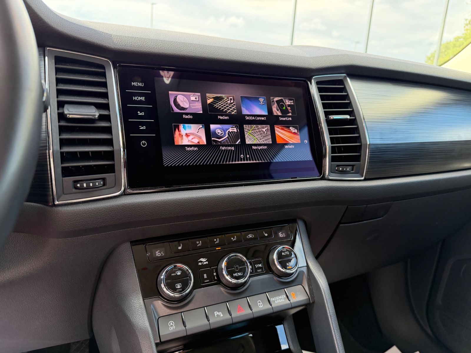 Skoda Kodiaq 2.0TSI Soleil 4x4*Kamera*LED* foto 24