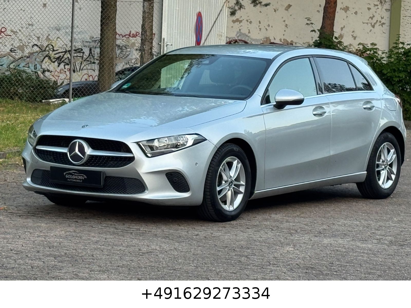 MERCEDES-BENZ A 180 A 1 Hand/Automatik/Navi/Kamera/Spurassist
