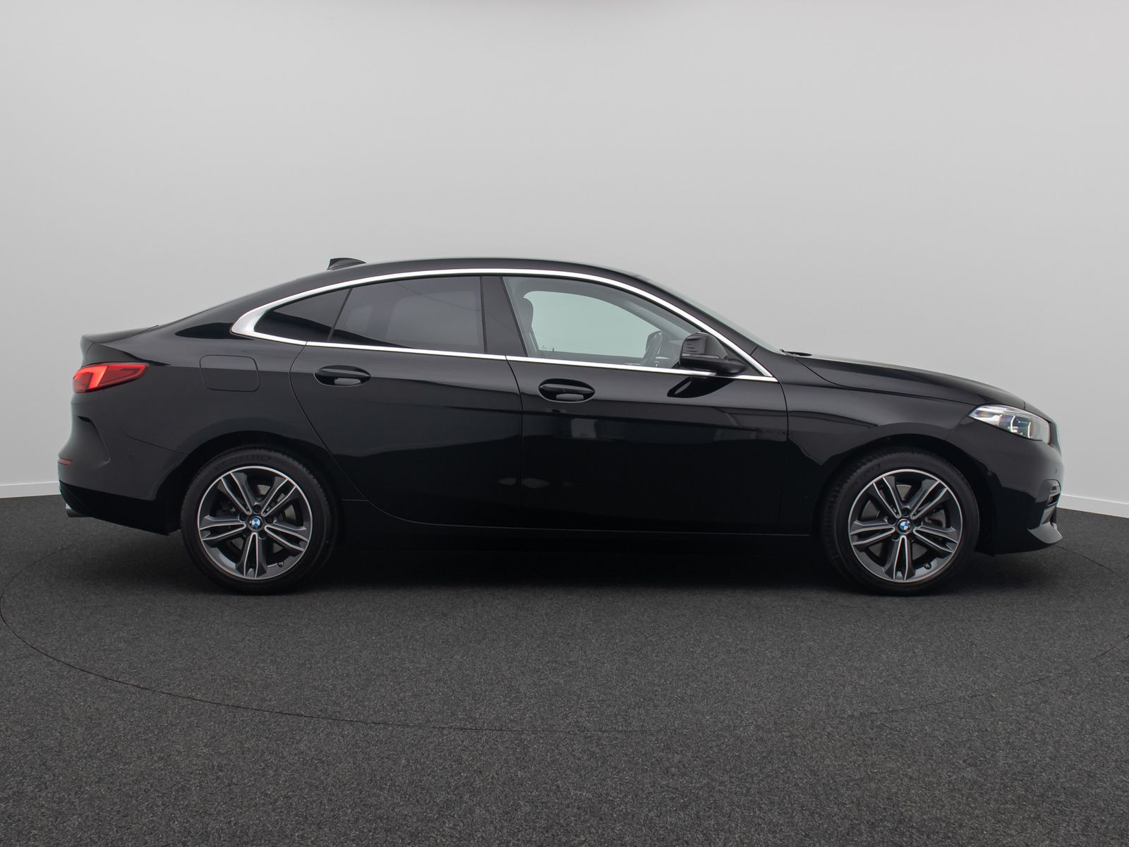 Fahrzeugabbildung BMW 220d Gran Coupé Sport Line DAB HiFi Lenkradheizg