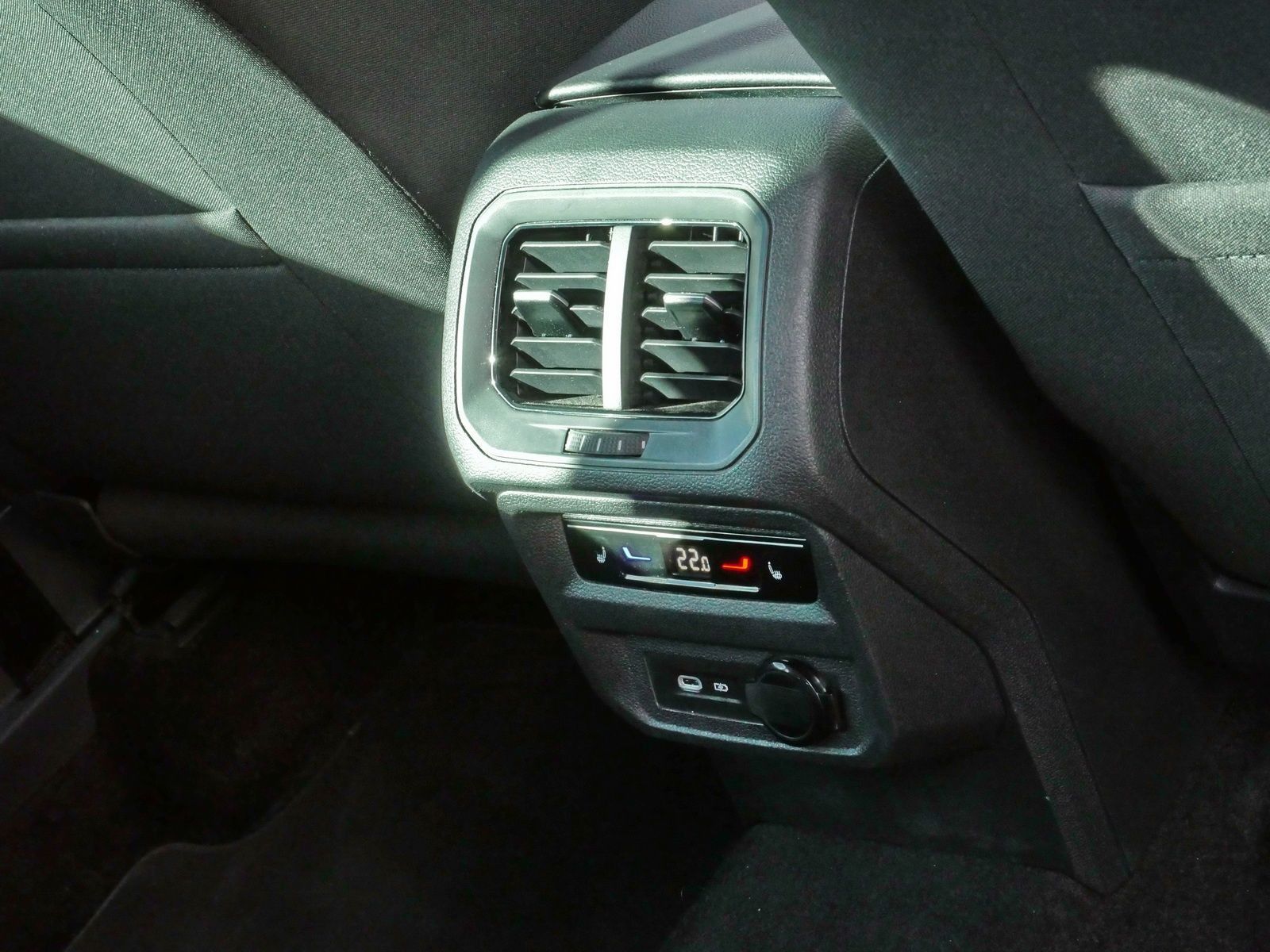 Volkswagen Tiguan - Bild 17