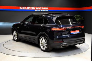 Porsche Cayenne - 4
