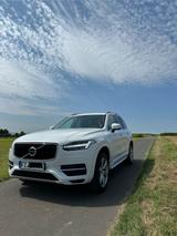 Volvo XC90 D5 AWD mit Standheizung  - Volvo XC90 von privat
