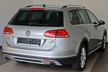 Volkswagen Golf - 2