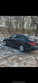 Mercedes-Benz W212 Eclass E300 Blutetec - scheckheftgepflegte Mercedes CE 300