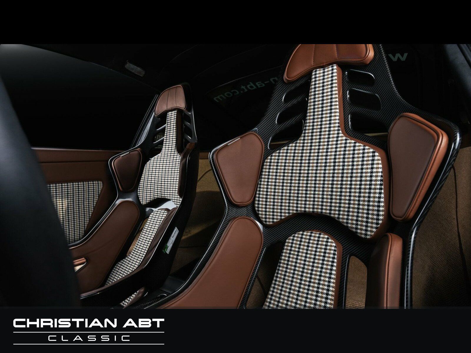 Fahrzeugabbildung Porsche ABT 9RS *ArtCar Stilbruch 1 of 1 * Pepita* LED*