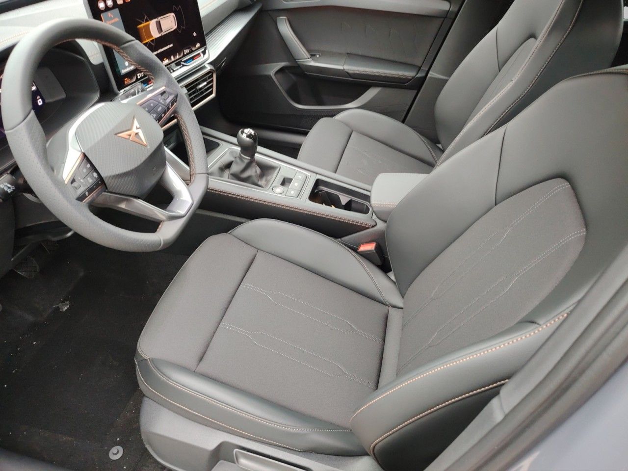 Fahrzeugabbildung CUPRA Leon Sportstourer 1.5 TSI 110 kW