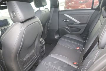 Fotografie 7 des Opel Astra Sports Tourer 1.5 D Automatik GS
