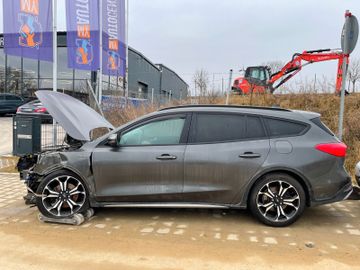 Ford Focus Turnier Active *PANO*NAVI*CARPLAY*TEMP*LED