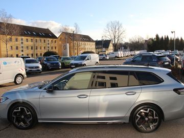 Volkswagen Passat Variant 2.0 TDI R line LED AHK