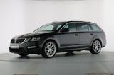 Skoda OCTAVIA COMBI RS 2.0TDI LED+PANORAMADACH+ACC - mit Diesel-Antrieb: Schwarz, Panorama-Dach, Kombi