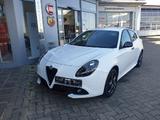 Alfa Romeo Giulietta Super  - Alfa Romeo Giulietta mit Diesel-Antrieb