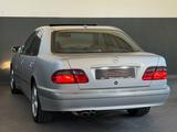 Mercedes-Benz E 430 V8 ELEGANCE/SHD/NAVI/KLIMA/PDC - Mercedes-Benz E 430: Limousine