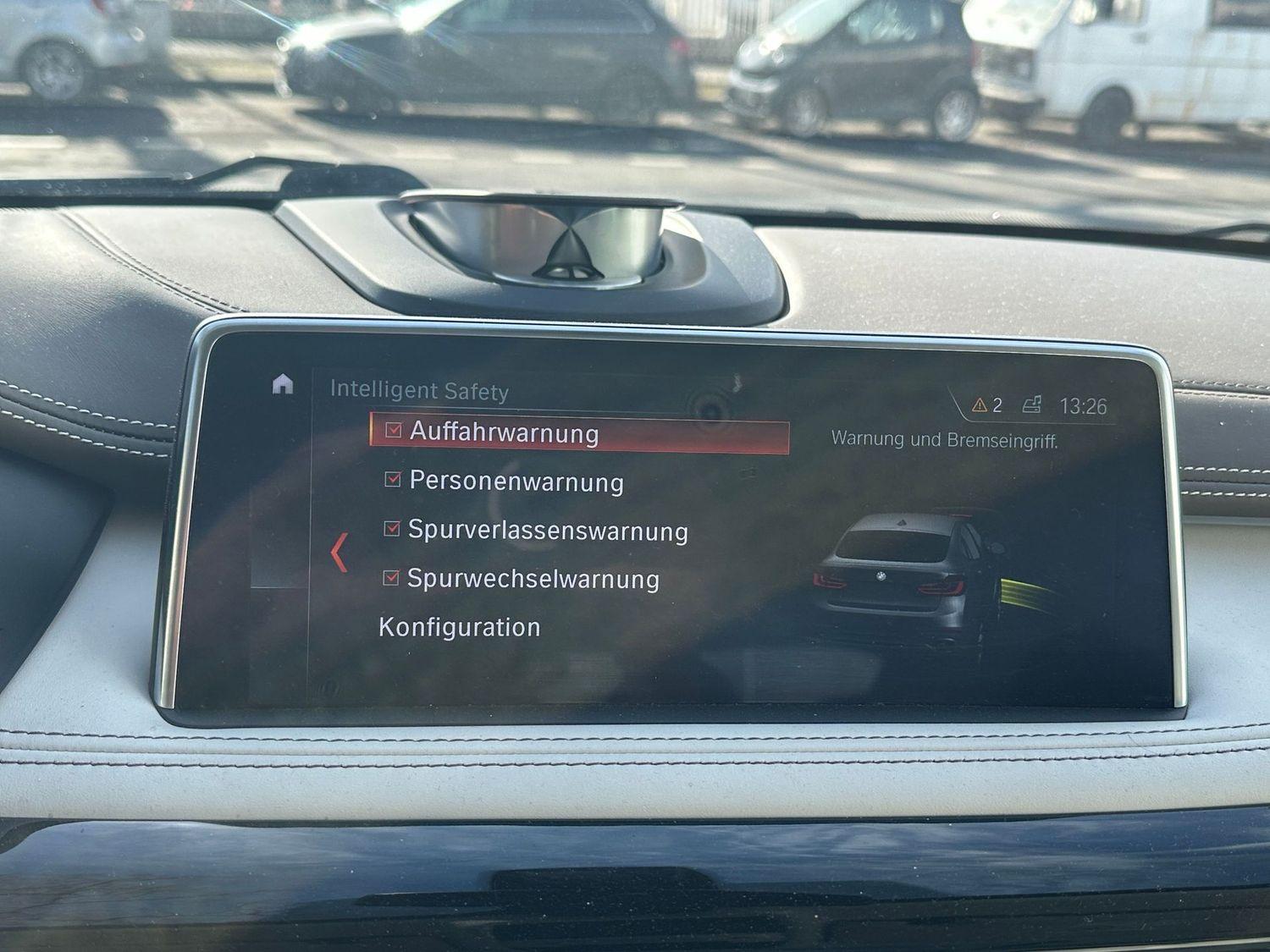BMW X6 M  Voll-HUD-NaviPro-B&O-Totw-Spur-LED-FondDVD