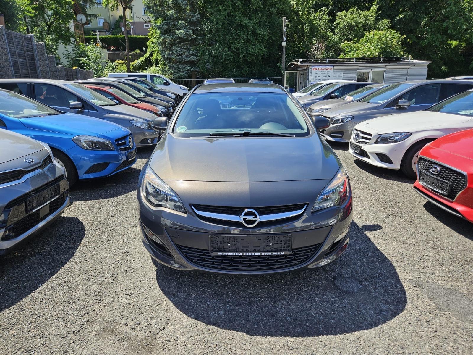 Opel Astra J Sports Tourer Selection